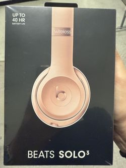 *SEALED* Never Opened, Beats by Dre Solo 3 ROSE GOLD