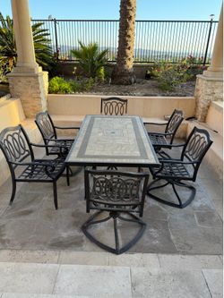 7-Piece Outdoor Patio Dining Set with Swivel Chairs