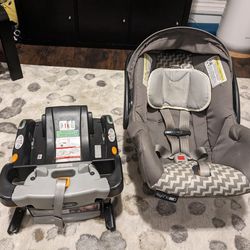 Grey Chicco Baby Car Seat With Base