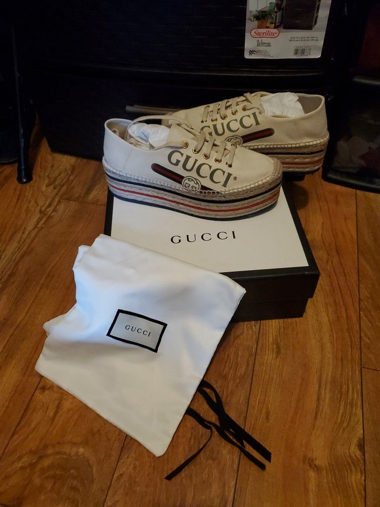 Gucci Shoes