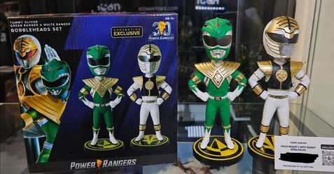 RARE Power Rangers Green and White Ranger Bobblehead figures with bases  SDCC EXCLUSIVE