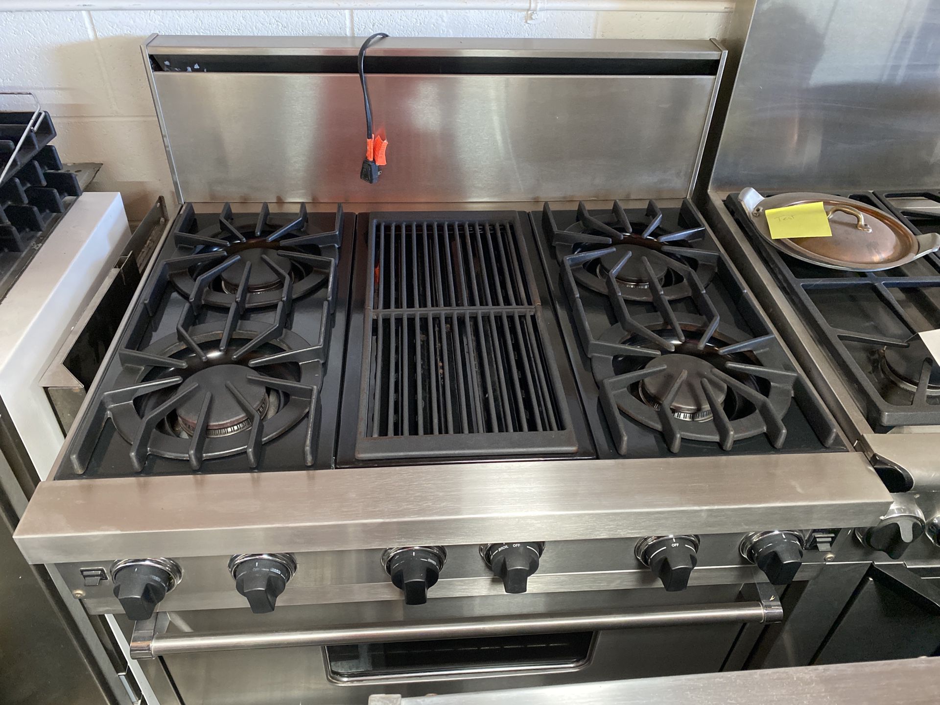 Viking 30”, 36”, 48”, 60” range available. Whole Viking kitchen available. Oven, double oven, hood
