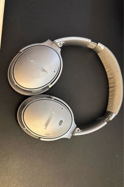 Bose QuietComfort  Wireless Bluetooth Headphones, Noise-Cancelling