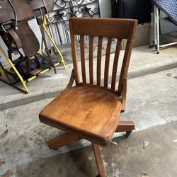 50’s Style Wooden Swivel Chair