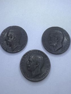 Set of three circulated 10 Centesimi coins from Italy