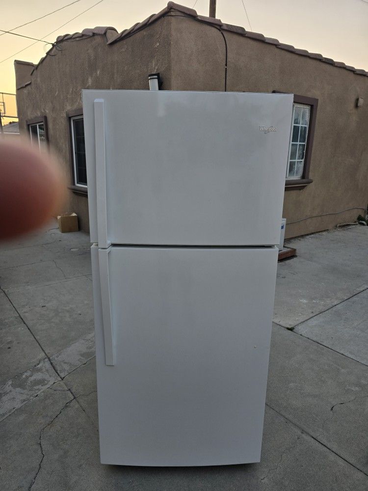 3MONTHS WARRANTY 30X32X66 WHIRLPOOL FRIDGE 19CUFT WHITE