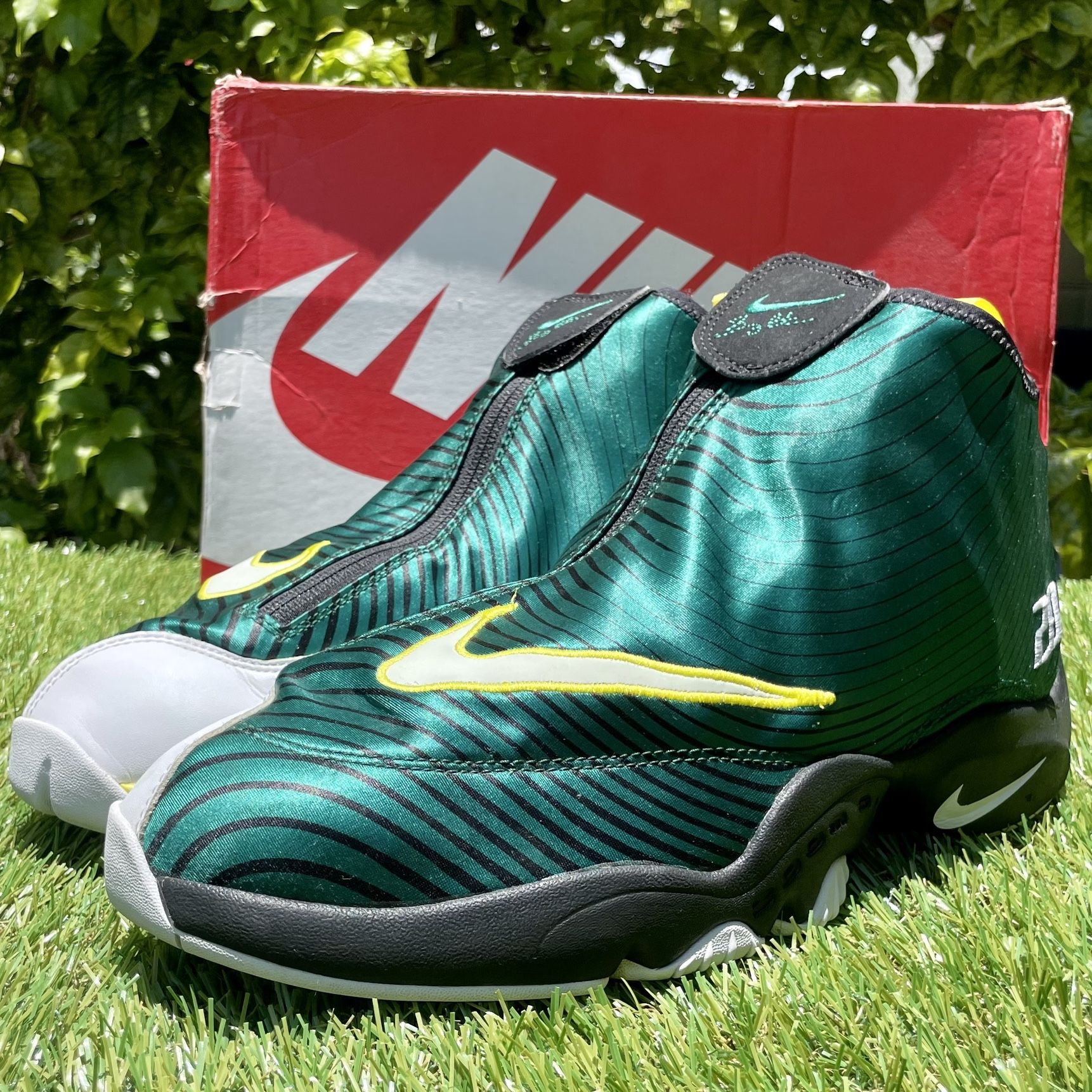 Nike Air Zoom Flight The Glove Solecollector sz 9.5 for Sale in Hialeah FL OfferUp