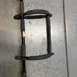 Golds gym pull up bar
