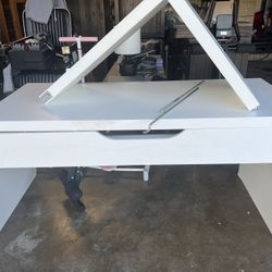 IKEA Malm Desk - FREE