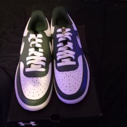 New Nike Shoes All Green 