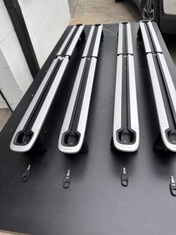 Rivian Cargo Crossbars 2pcs (1 pair)