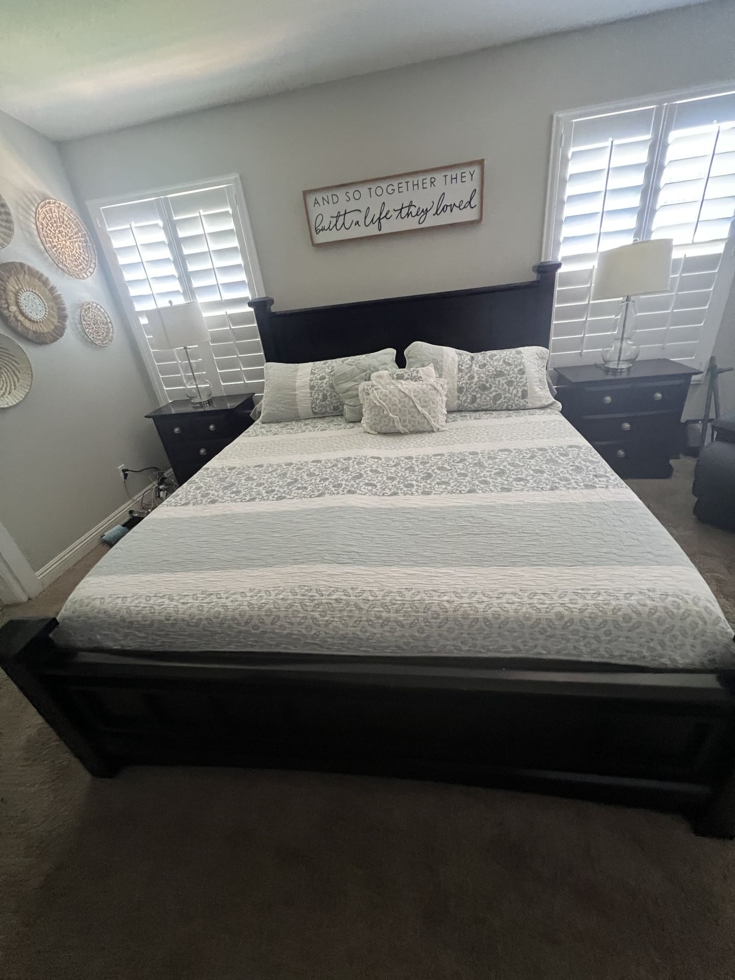 Cal King Bedroom Set