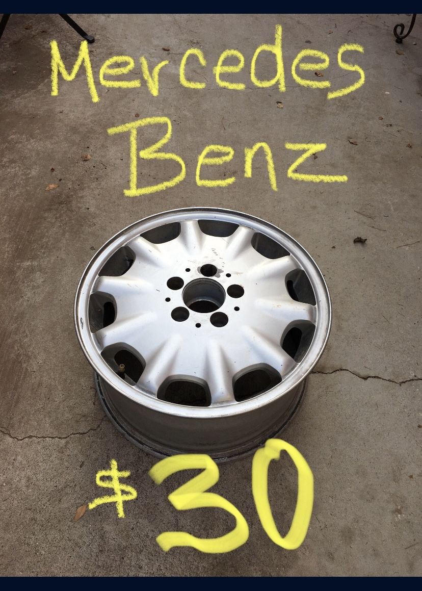 One (1) Mercedes Benz Alloy Rim / Wheel