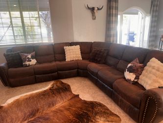 Brown Sectional with 2 recliners