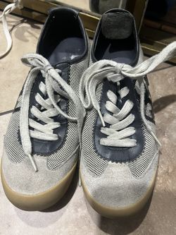 Fine Shoes 👞 Tory  Burch Size 7meduim Perfect Condition 