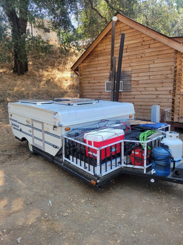 1995 Rockwood Pop Up trailer full solar
