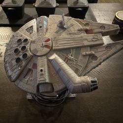 Star Wars Millennium Falcon Bluetooth Speaker