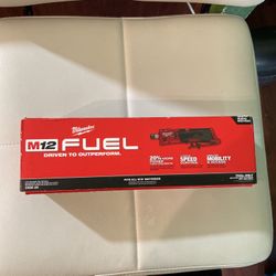 Milwaukee M12 Fuel 1/4 Straight Grinder 