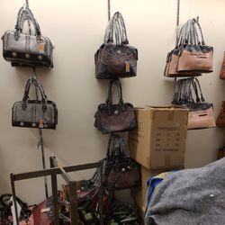 1000 New Leather Purses