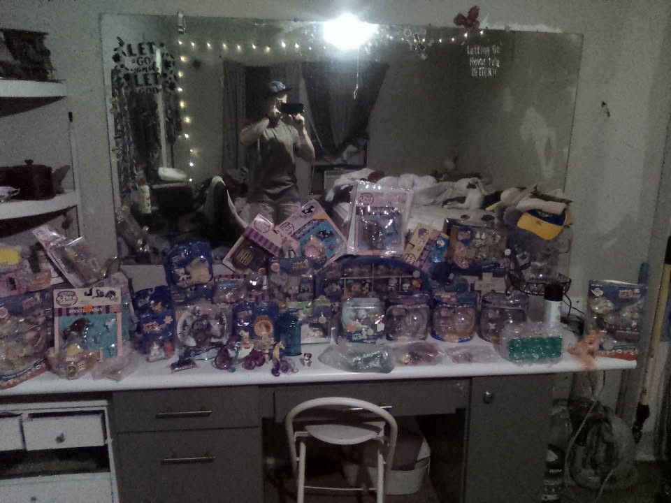 Lil Pet Shop Collection