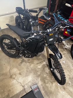 2025 Surron light bee