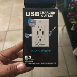 USB Outlet Charger 
