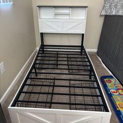 AOGLLATI Bed Frame 