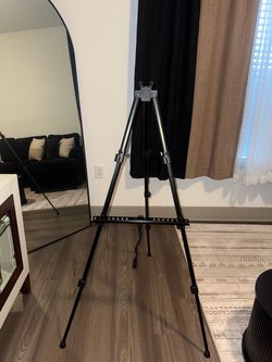 Canvas Stand