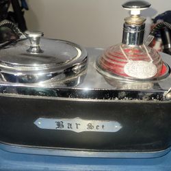 Vintage Decanter & Ice Bucket Music Box