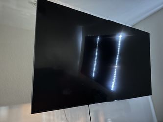 70” Samsung Series 6 Flat Screen
