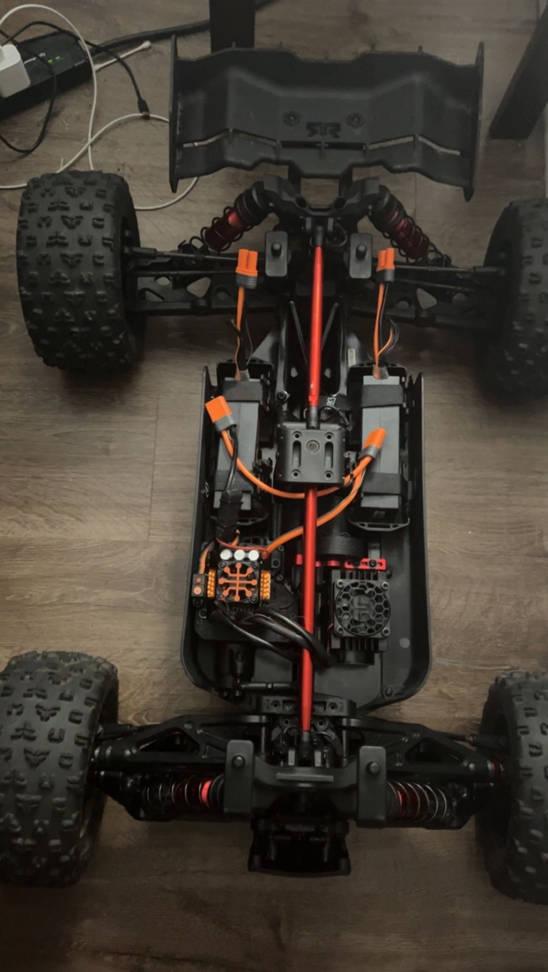 Arrma kraton 8s