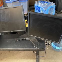 Computer Double Monitors And Keyboard 