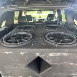 Kicker 15’s With Box