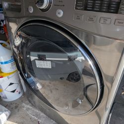 LG Electric Dryer 