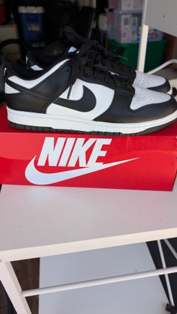 Nike dunk low retro size 9