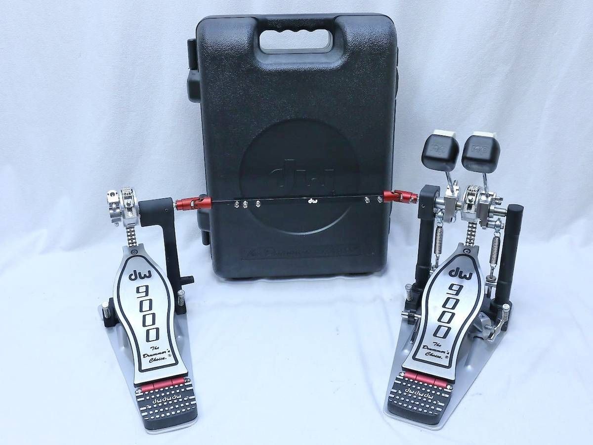 DW 9000 Double Bass Drum Pedal FANTASTIC! Great condition. Very low miles!