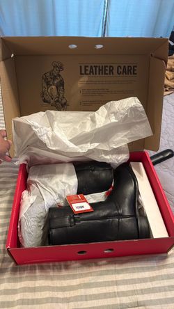 Justin Boots Jackson black cowhide roper toe boots