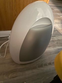 Home Touchless Stationary Barber Salon or Home Vacuum
