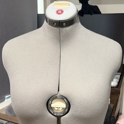 Singer Dress Form M/L