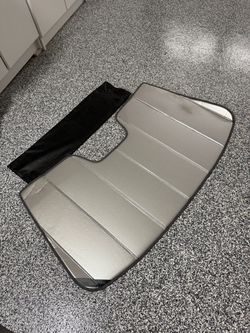 Covercraft UVS100 Custom Sunshade w/ Storage Bag – Audi B6/B7 (A4, S4, RS4)