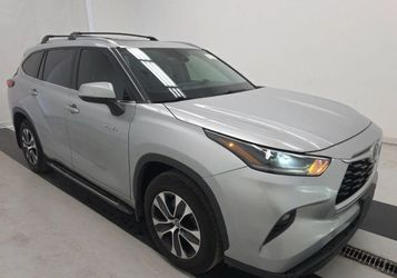 2021 Toyota Highlander Hybrid