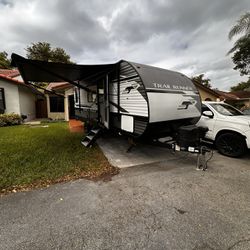 2022 Travel Trailer 211RD