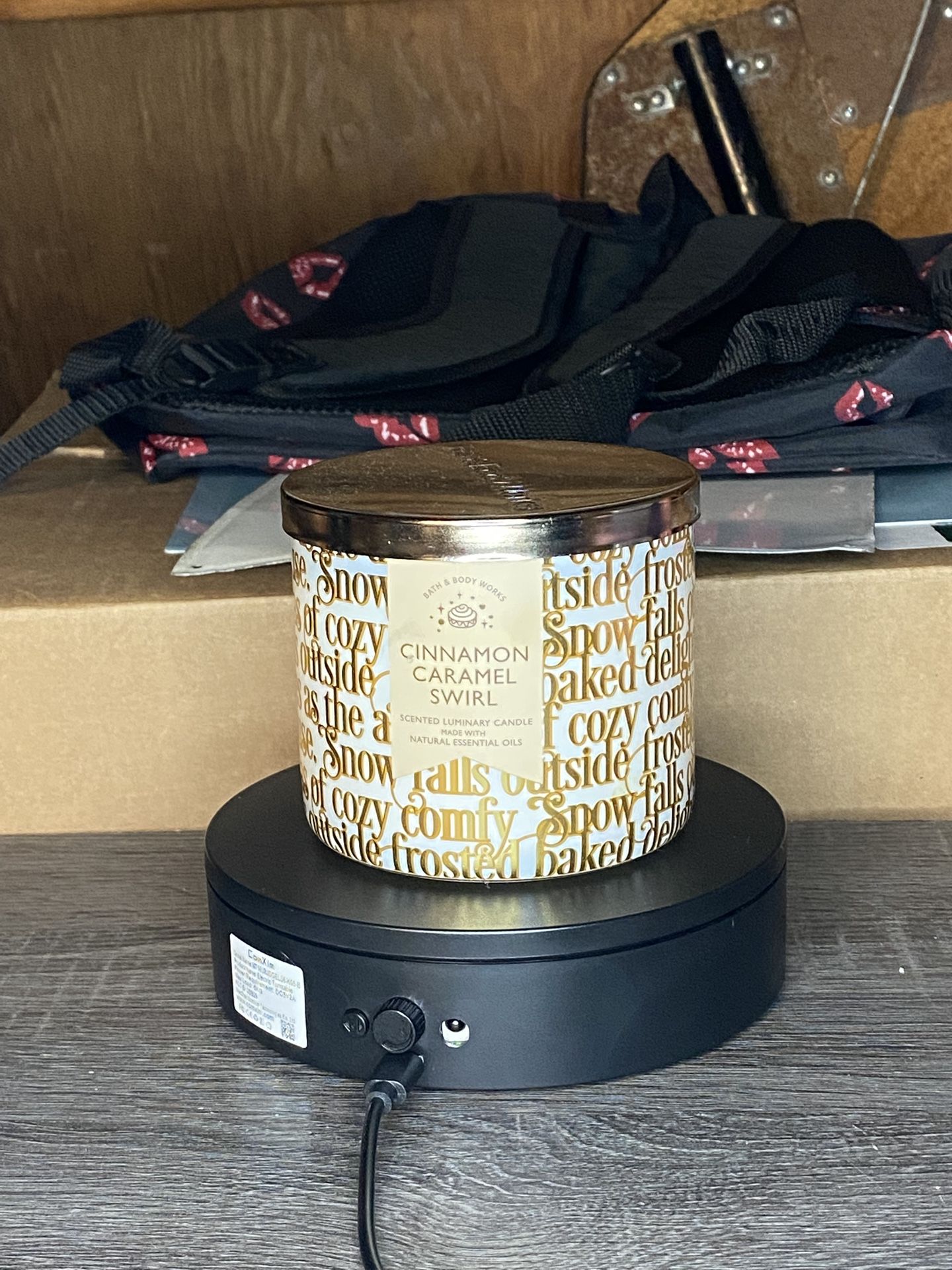 Cinnamon Carmel Swirl