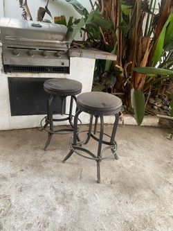Free Outdoor Barstools