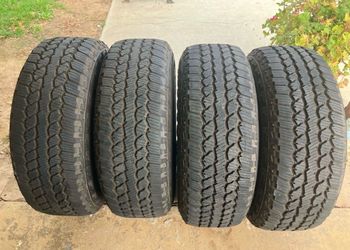 Like new 2025 tires and wheels semi nuevas llantas y Rines