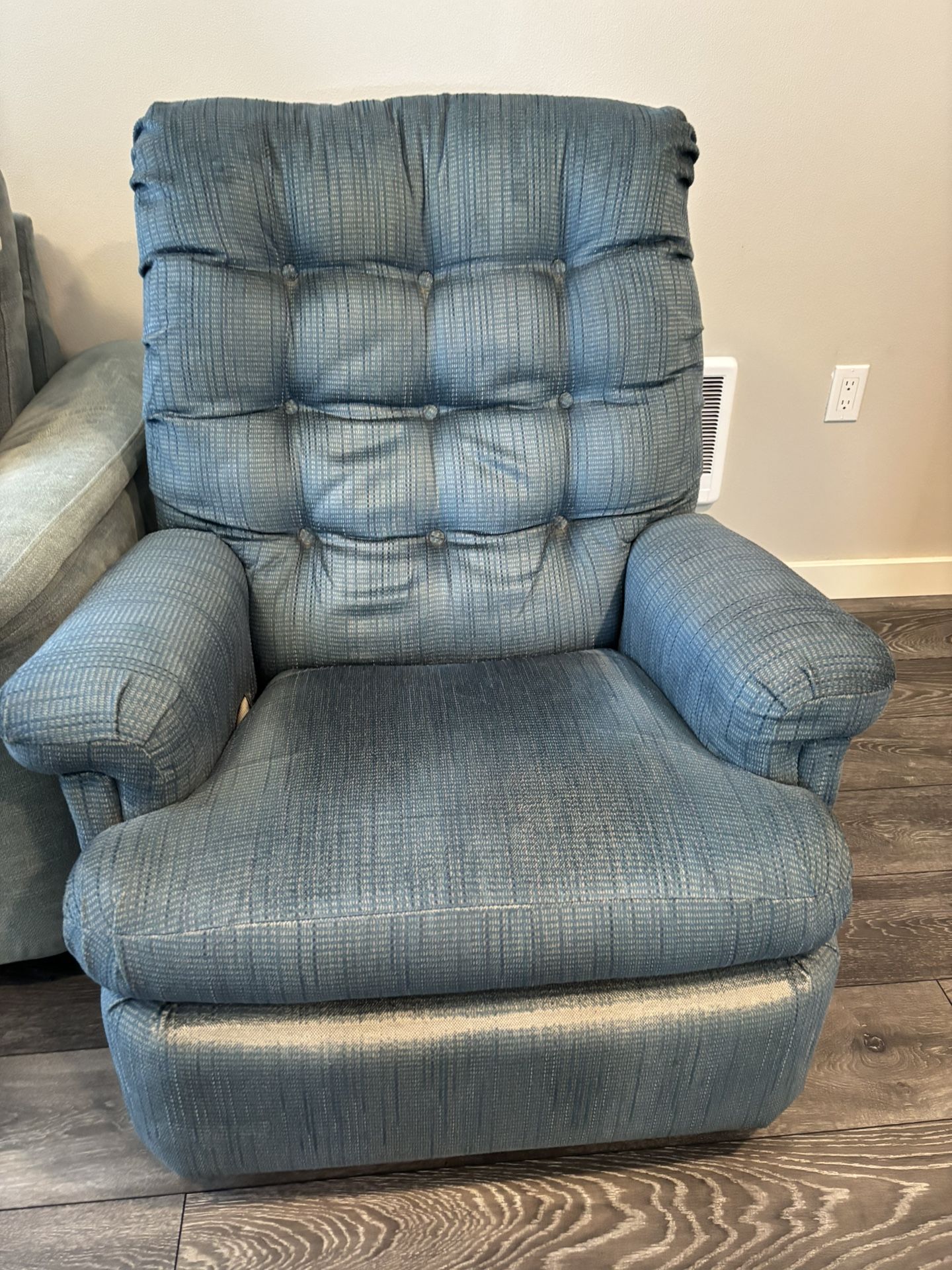 Reclining chair