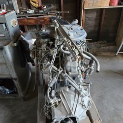 Mid 90s Jeep Motor