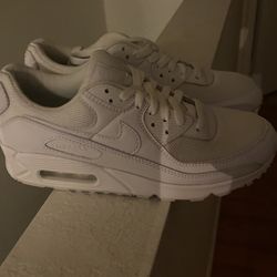 Nike Air Max Size 8 New 