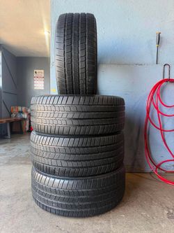 285/45/22 MICHELIN
