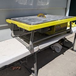 RYOBI Tile Saw